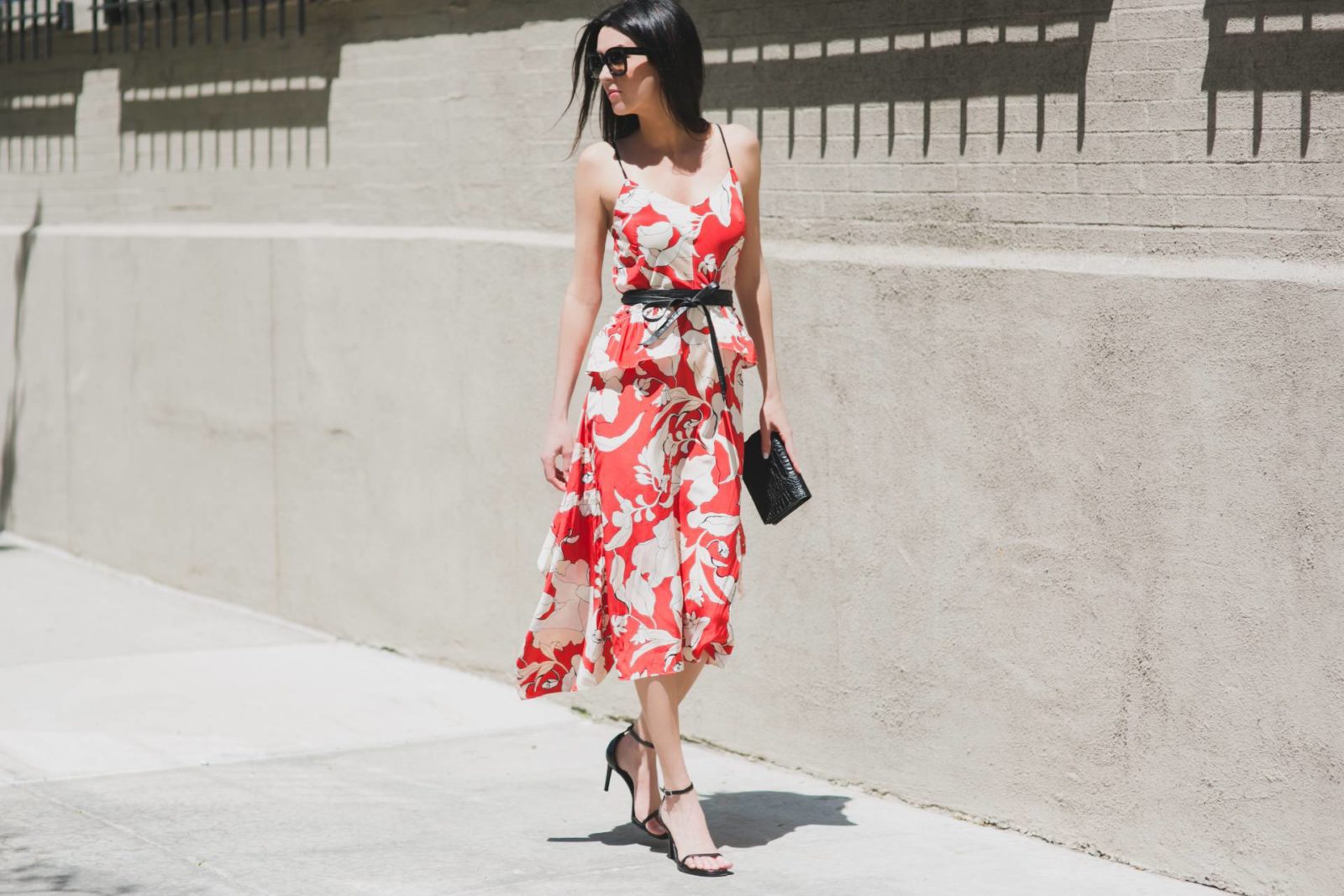 Petite Women? Check 5+ Ways To Style a Skinny Belt!