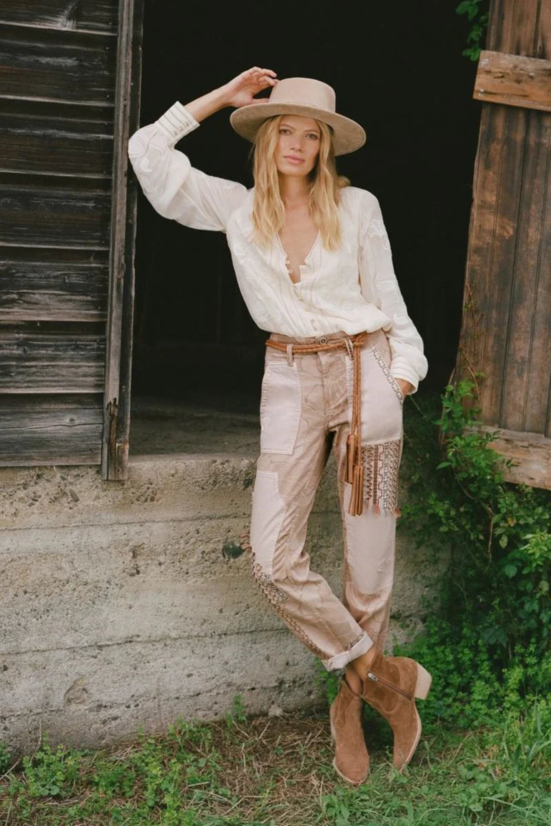 Fringe Soga Leather Belt - Gold