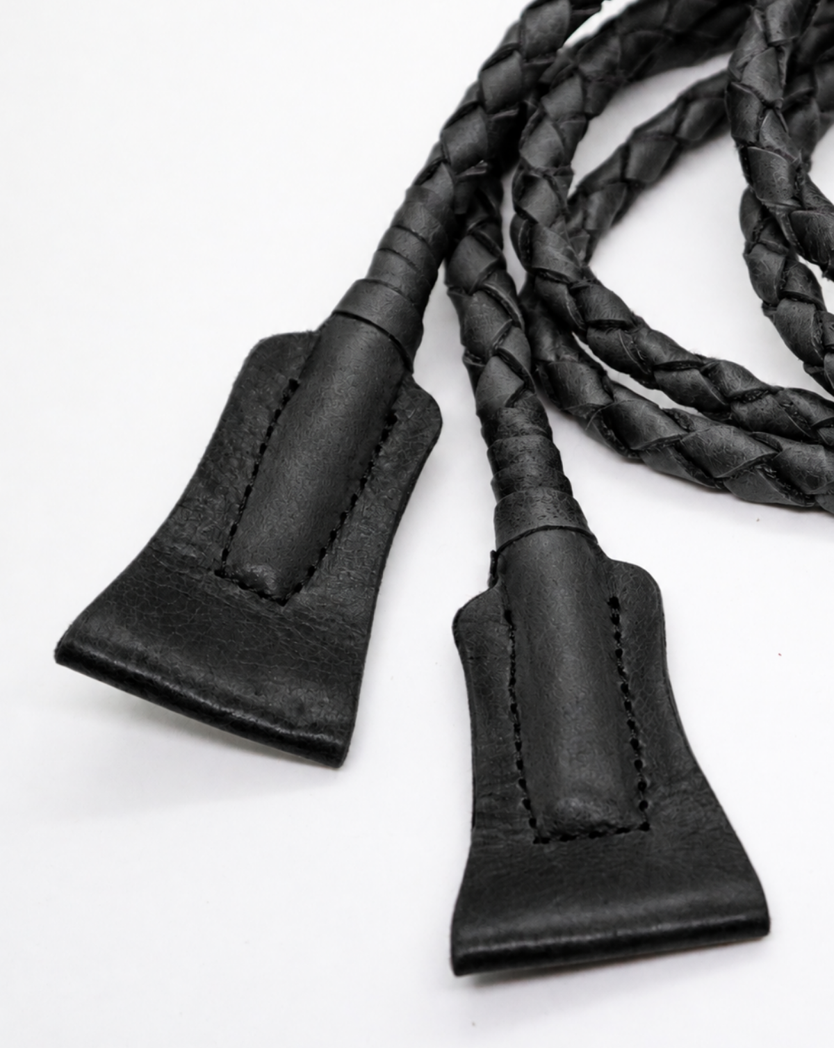 Iguazu Braided Leather Belt - Black