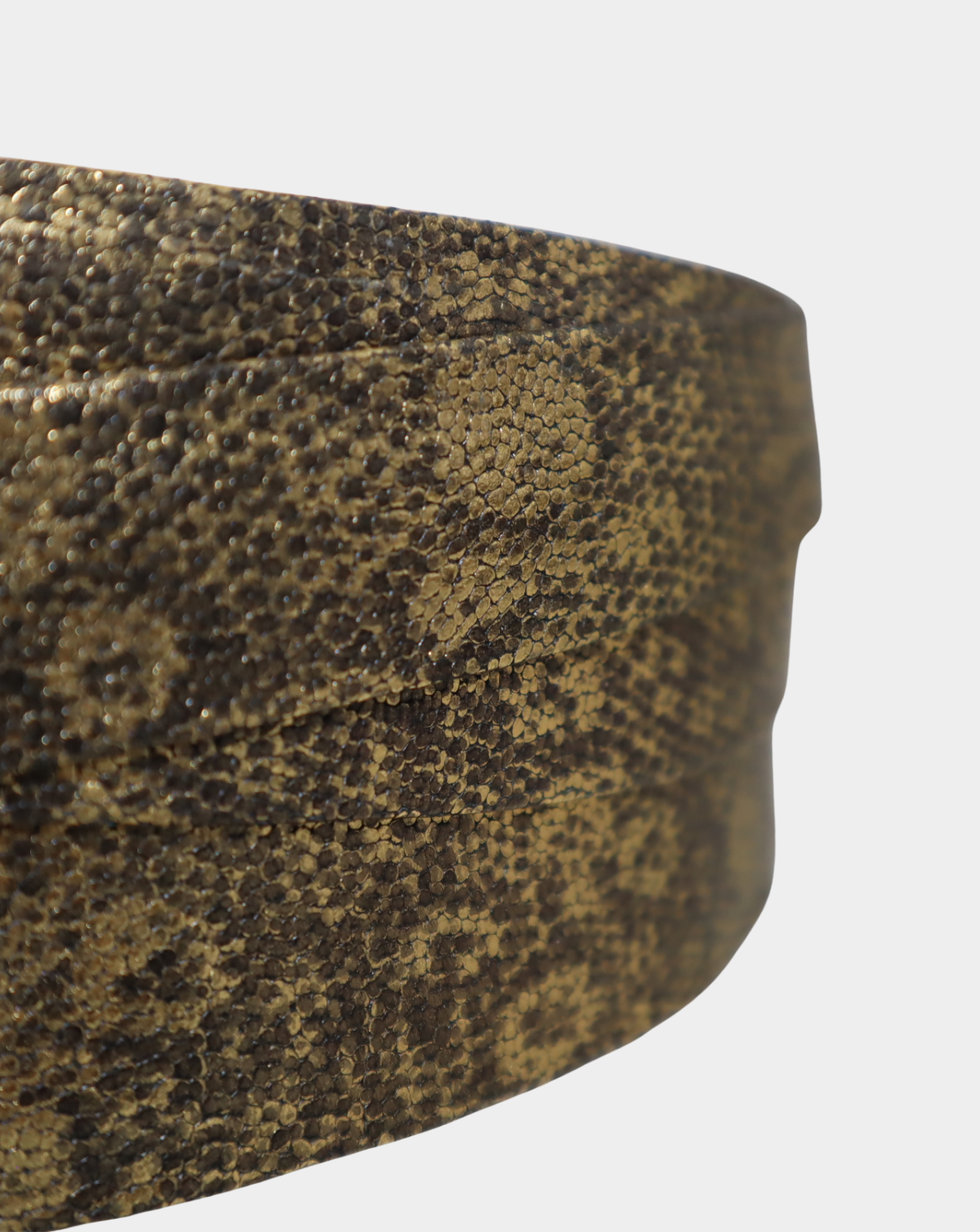 Wrap Leather Belt - Gold Stingrey