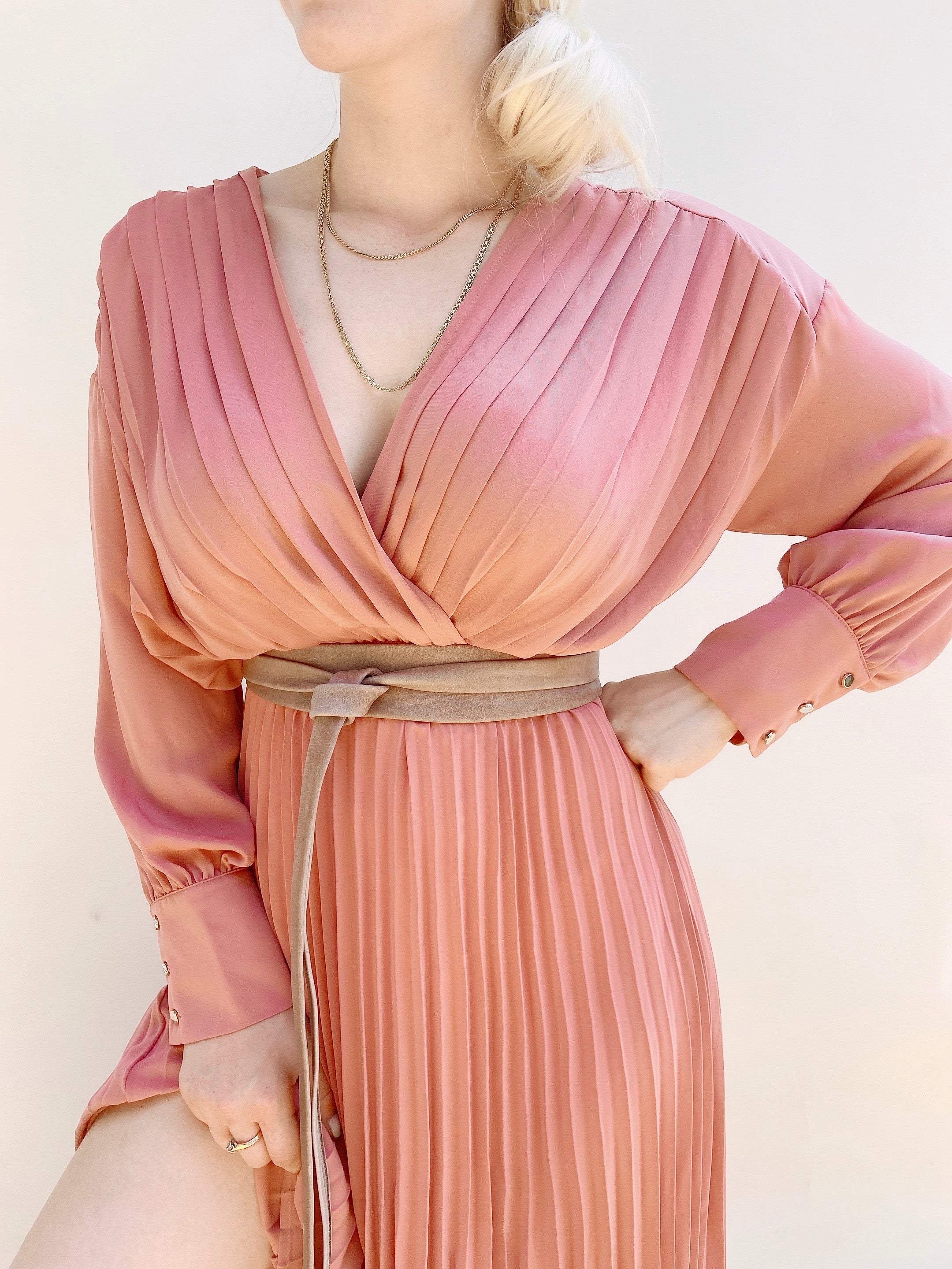 Midi Wrap Leather Belt - Taupe